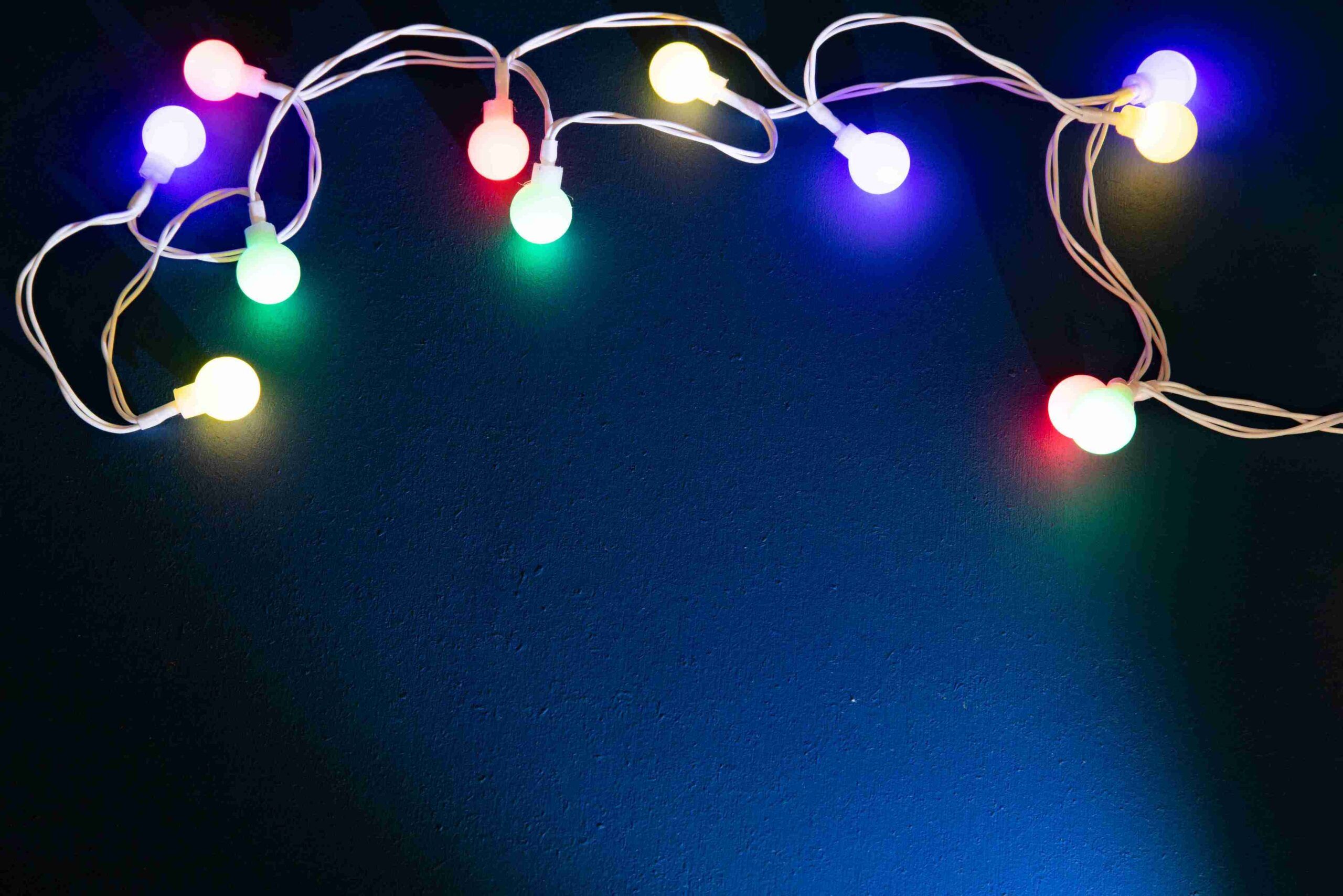 Can You Paint Christmas Lights